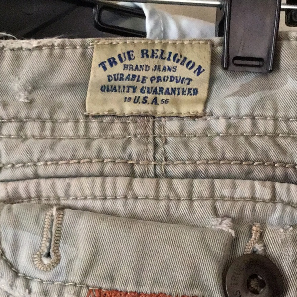 Like new True Religion jean cargo shorts